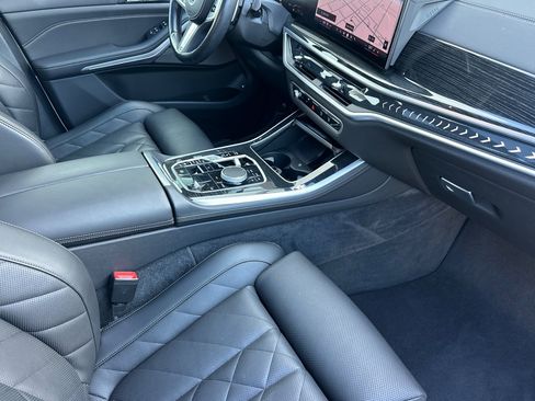 Used 2024 BMW X5 xDrive50e w/ M Sport Package AWD/4WD image 15
