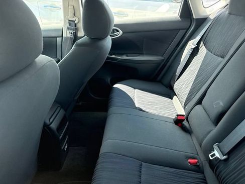 Used 2019 Nissan Sentra SV FWD image 4