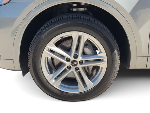 Used 2023 Audi Q5 e Premium image 12