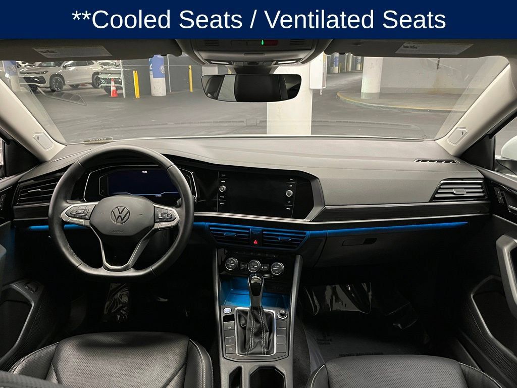 Used 2023 Volkswagen Jetta SEL FWD image 7