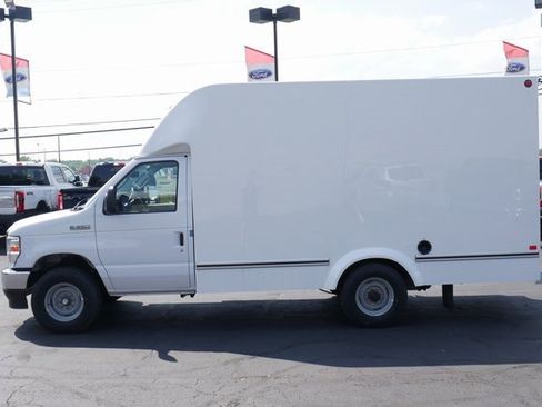 New 2026 Ford E-350 and Econoline 350 Super Duty w/ Power Equipment Group image 6