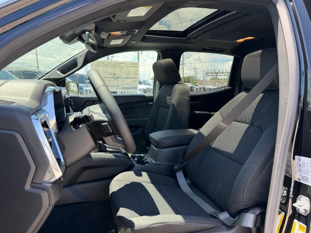 New 2026 GMC Canyon Elevation w/ Convenience Package RWD image 9