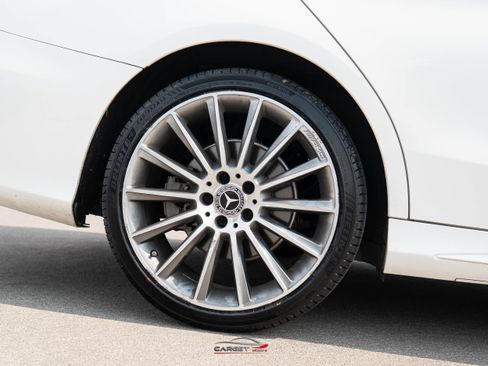 Used 2015 Mercedes-Benz C 400 4MATIC image 11