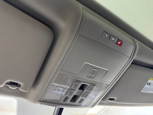 Used 2023 Volkswagen Atlas SE w/ Panoramic Sunroof Package FWD image 76