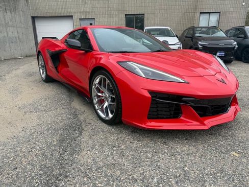 Used 2025 Chevrolet Corvette Z06 RWD image 43