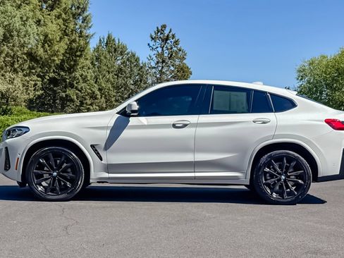 Used 2025 BMW X4 xDrive30i w/ Premium Package AWD/4WD image 8