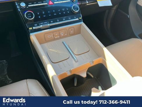 New 2025 Hyundai Santa Fe Limited image 28