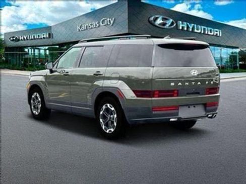 New 2025 Hyundai Santa Fe SEL image 2