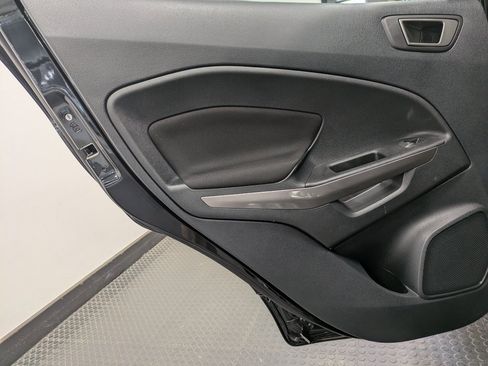 Used 2021 Ford EcoSport SE w/ SE Convenience Package image 22