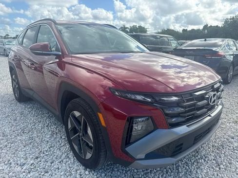 Used 2026 Hyundai Tucson SEL FWD image 3