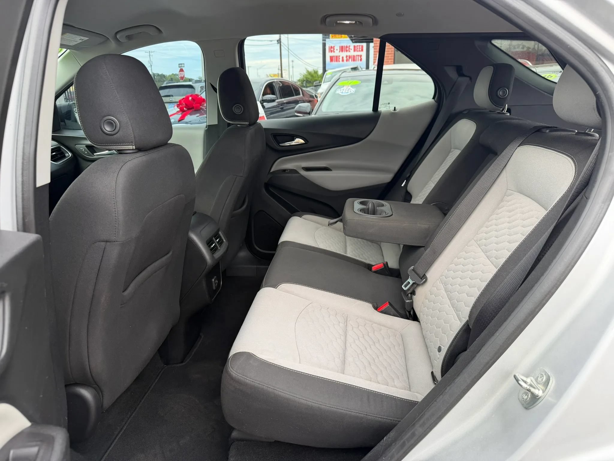 Used 2019 Chevrolet Equinox LS w/ LS Convenience Package FWD image 14