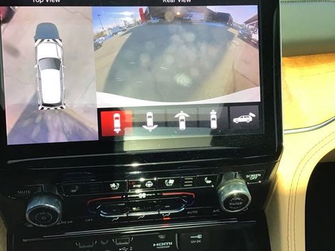 Used 2023 Jeep Grand Cherokee Summit image 9