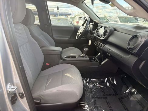 Used 2021 Toyota Tacoma SR w/ SX Package image 18