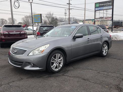 Used 2013 INFINITI G37 Journey w/ Premium Pkg image 1