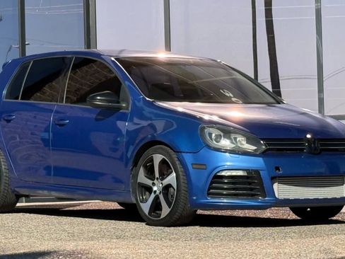 Used 2013 Volkswagen Golf R 4-Door image 19