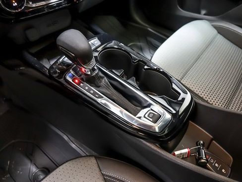 New 2026 Chevrolet Trax LT image 19