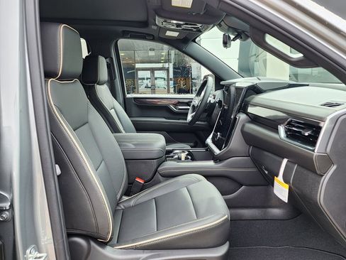 New 2026 GMC Yukon Elevation AWD/4WD image 44