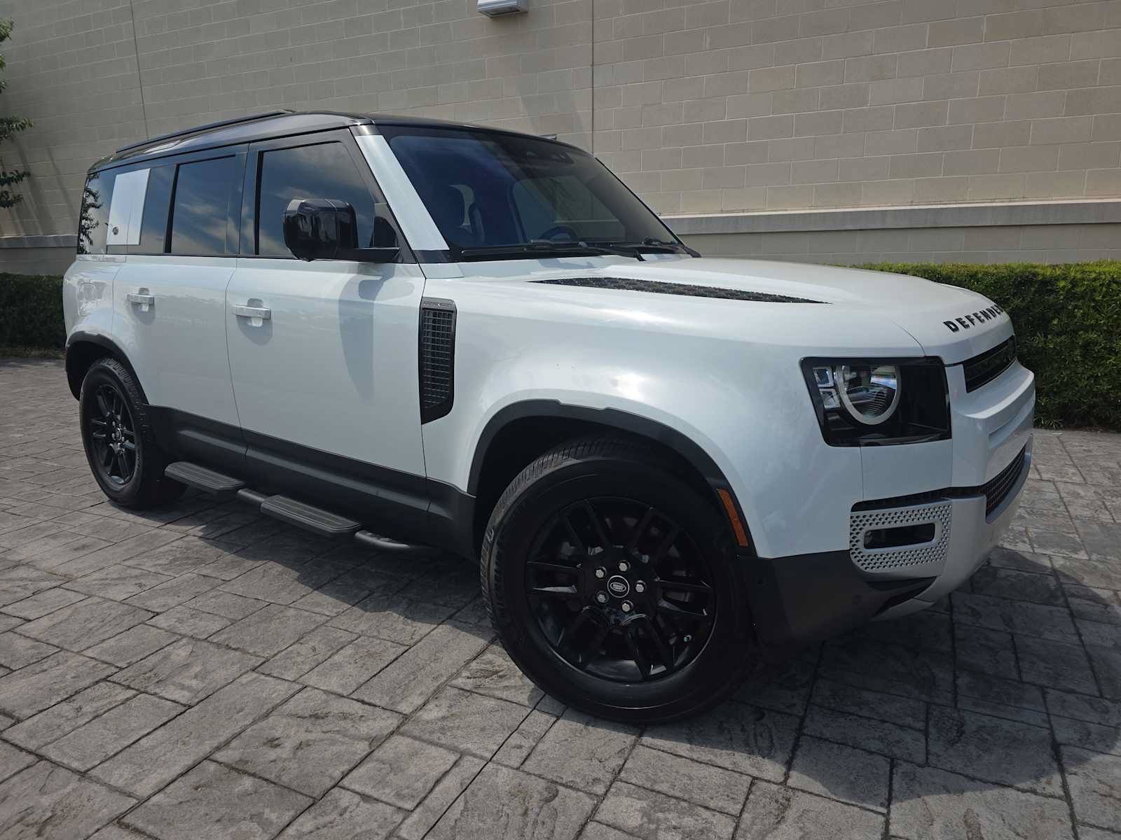 Used 2020 Land Rover Defender 110 S AWD/4WD image 28