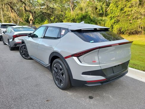 New 2026 Kia EV6 Light RWD image 4