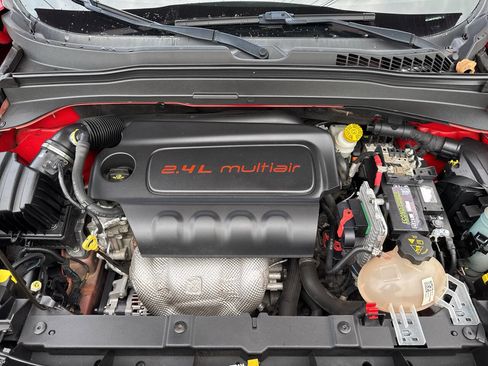 Used 2015 Jeep Renegade Latitude image 12