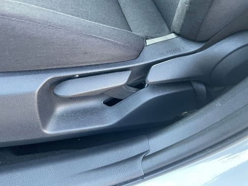 Used 2025 Toyota Camry LE image 23