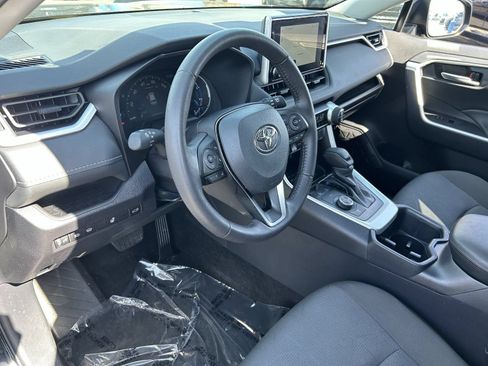 Used 2025 Toyota RAV4 XLE w/ Convenience Package AWD/4WD image 24