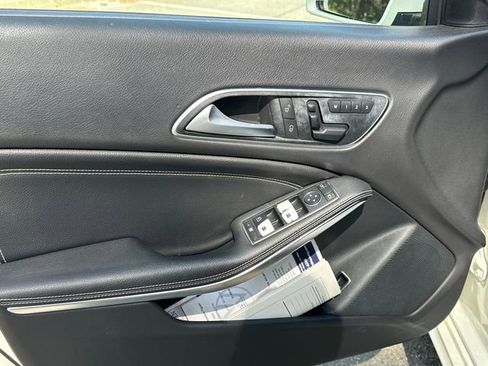 Used 2016 Mercedes-Benz CLA 250 image 8
