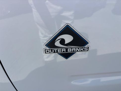 Used 2025 Ford Bronco Sport Outer Banks w/ Outer Banks Tech Package+ AWD/4WD image 7