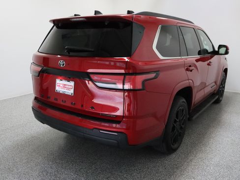 Used 2025 Toyota Sequoia SR5 w/ SR5 Premium Package image 7