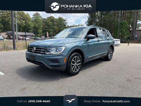 Used 2020 Volkswagen Tiguan SE AWD/4WD image 1