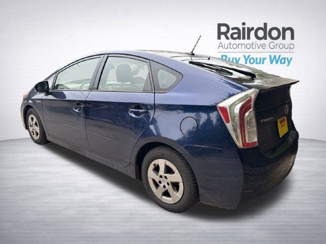 Used 2015 Toyota Prius Four w/ Deluxe Solar Roof Package FWD image 5
