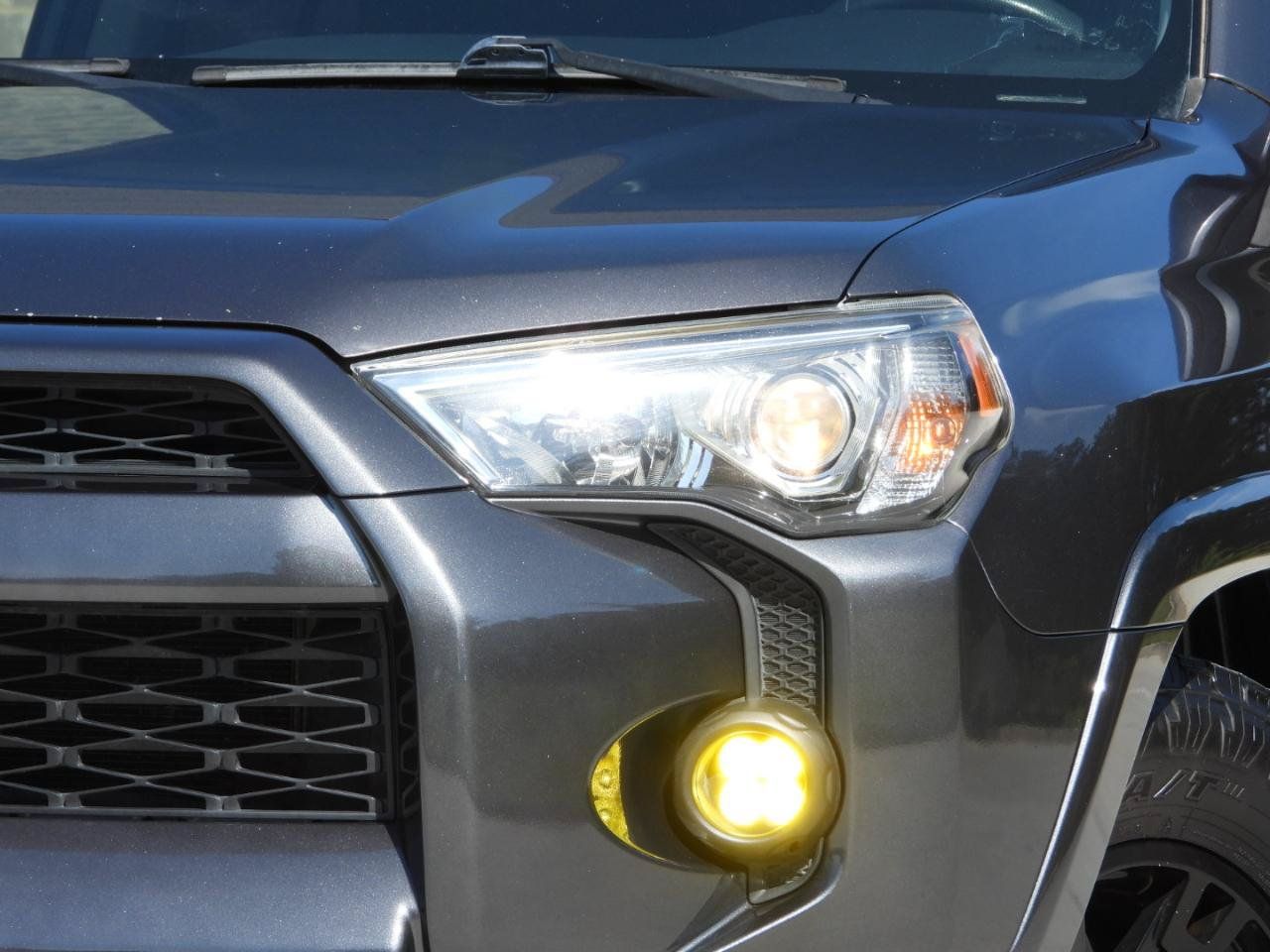 Used 2019 Toyota 4Runner SR5 RWD image 4