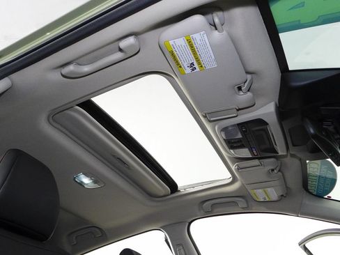 Certified 2024 Subaru Crosstrek 2.5i Limited w/ Crosstrek Mirror Package AWD/4WD image 18