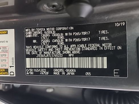 Used 2020 Toyota 4Runner SR5 Premium AWD/4WD image 40