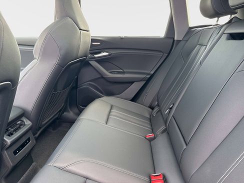 New 2025 Audi Q6 e-tron Premium Plus image 13