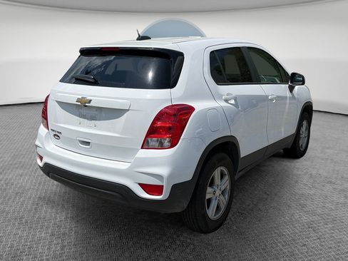 Used 2020 Chevrolet Trax LS w/ Tint and Cruise Package AWD/4WD image 3