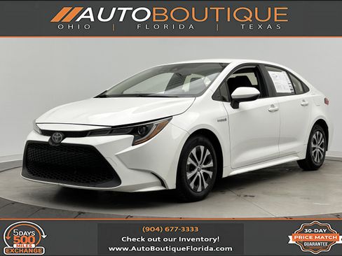 Used 2020 Toyota Corolla LE image 1