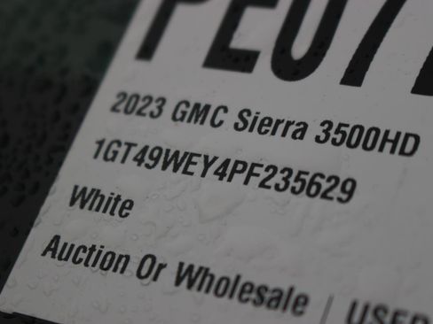 Used 2023 GMC Sierra 3500 Denali w/ Denali Ultimate Package image 45