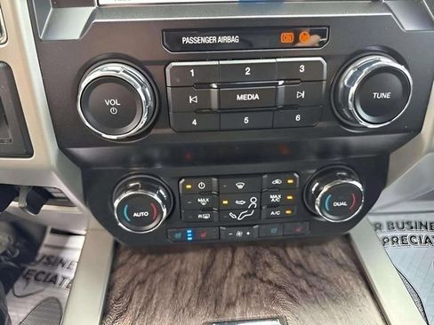 Used 2019 Ford F250 Lariat w/ Lariat Ultimate Package image 23