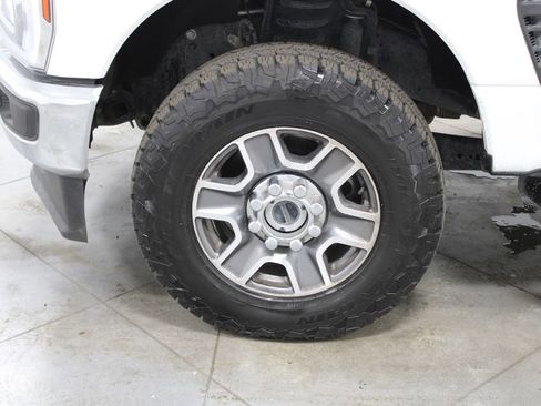 Used 2024 Ford F250 Lariat AWD/4WD image 22