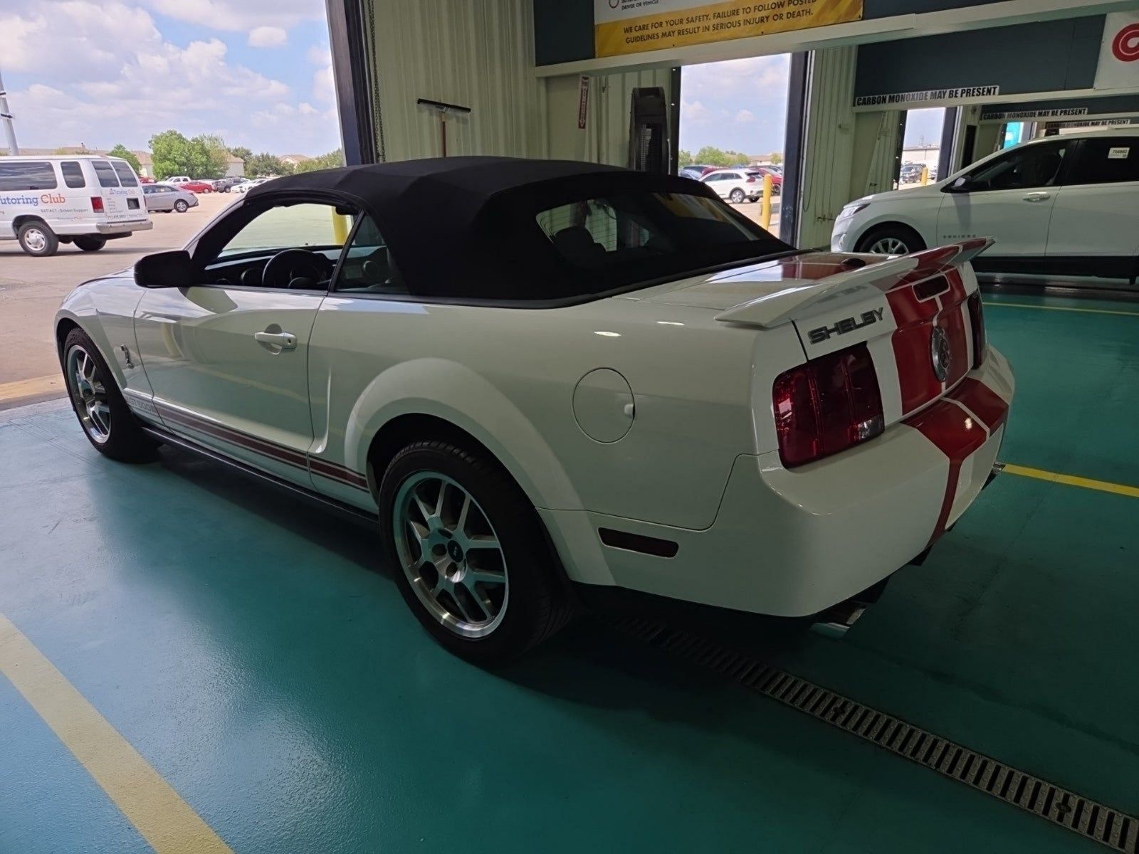 Used 2008 Ford Mustang Shelby GT500 RWD image 5