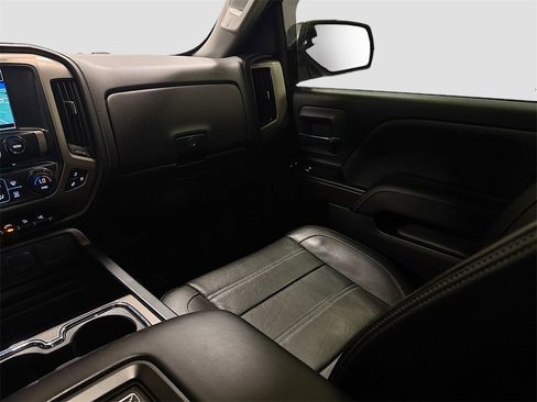 Used 2018 GMC Sierra 1500 Denali w/ Denali Ultimate Package image 29