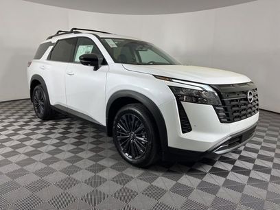 New 2026 Nissan Pathfinder SL w/ SL Premium Package