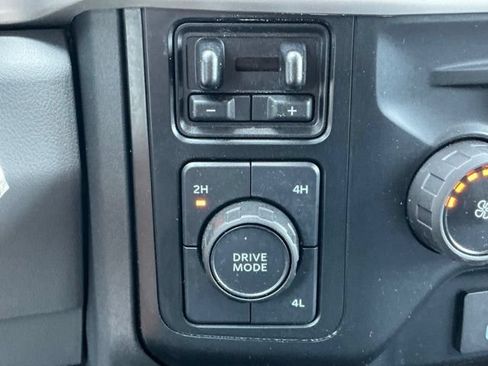Used 2023 Ford F250 XLT w/ Camper Package AWD/4WD image 28