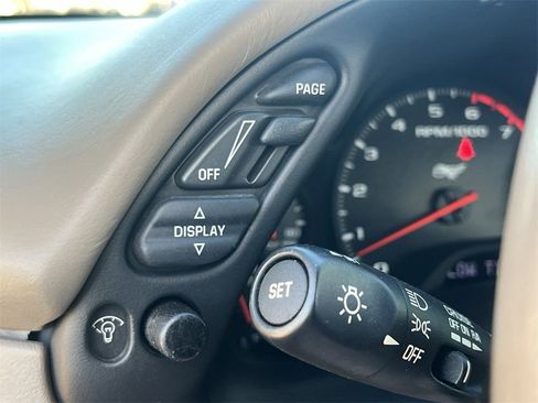 Used 2003 Chevrolet Corvette Base w/ Preferred Equipment Group1 image 26