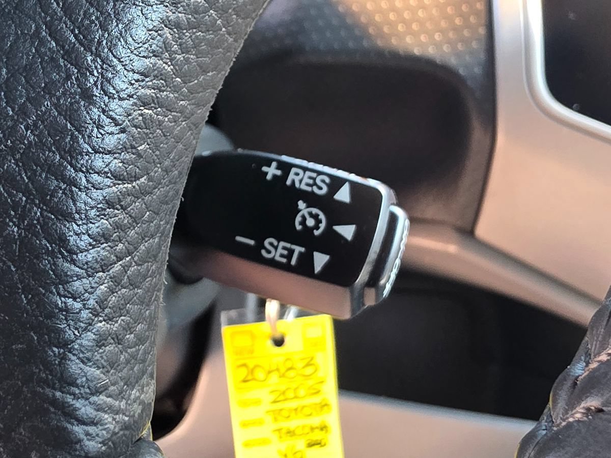 Used 2005 Toyota Tacoma PreRunner RWD image 40