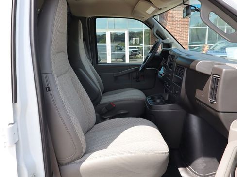 New 2025 Chevrolet Express 2500 w/ Driver Convenience Package image 37
