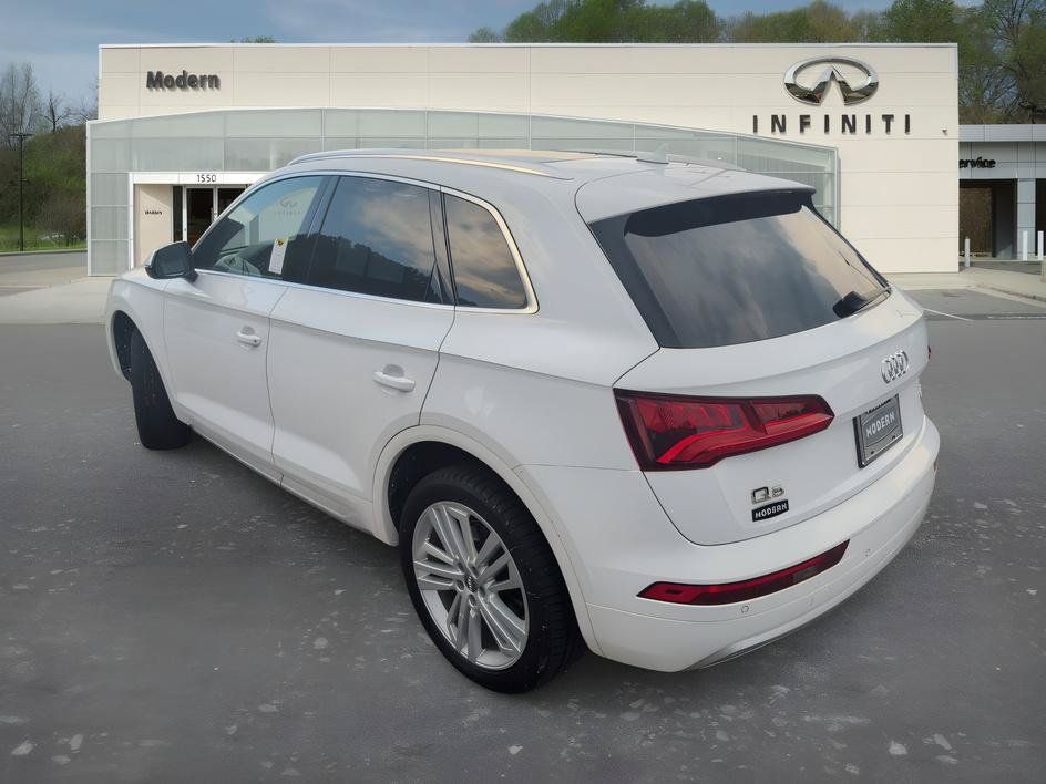 Used 2018 Audi Q5 2.0T Premium Plus w/ Premium Plus Package AWD/4WD image 5