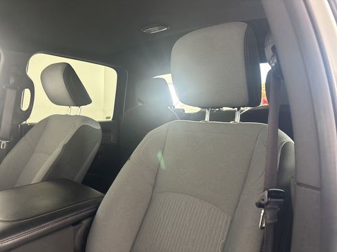 Used 2022 RAM 2500 Big Horn w/ Cold Weather Group image 10