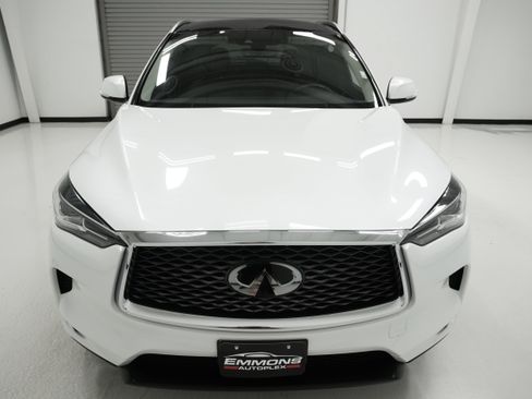 Used 2023 INFINITI QX50 Luxe image 2